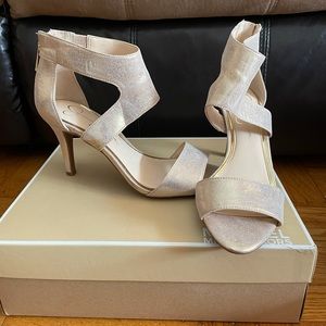 Jessica Simpson heels